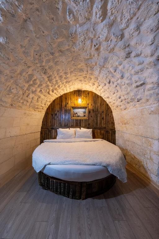 Suite room - Image 1