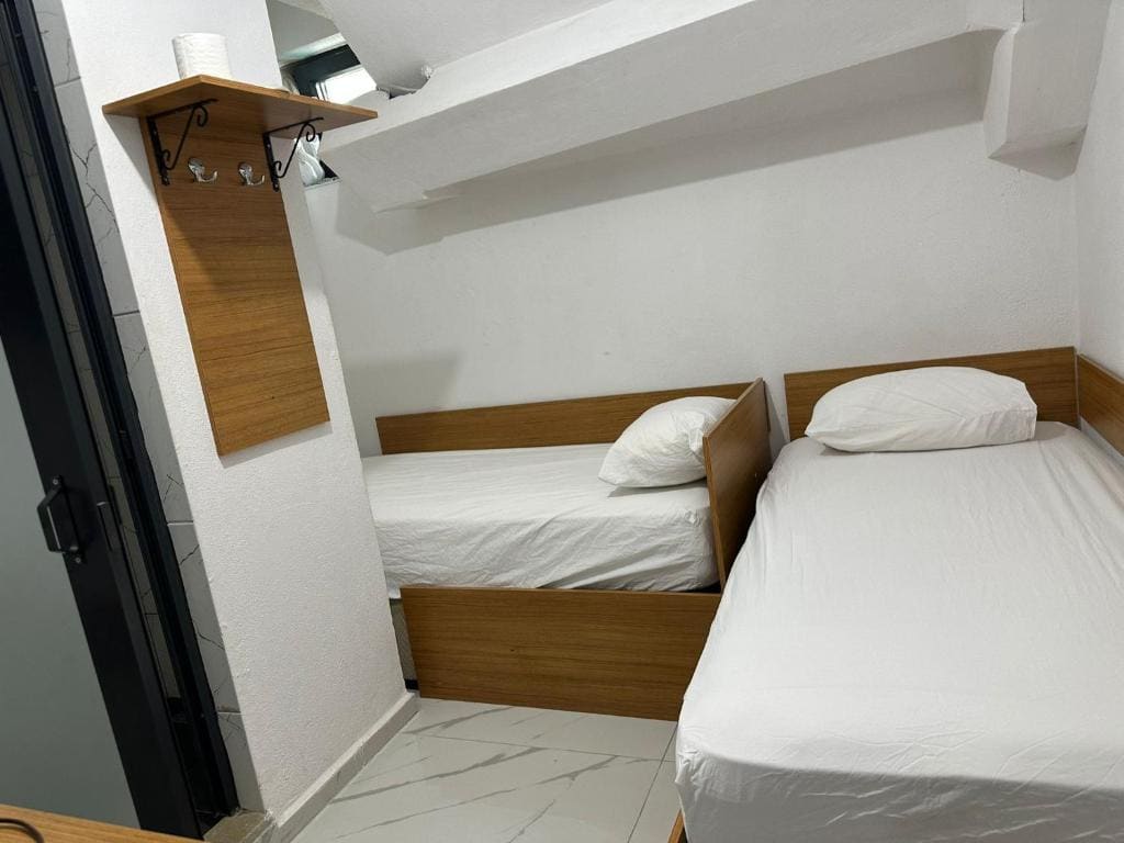 Twin Room with City View room - Image 1