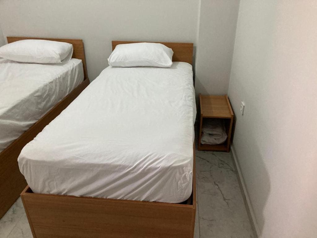 Queen Room with Balcony room - Image 2