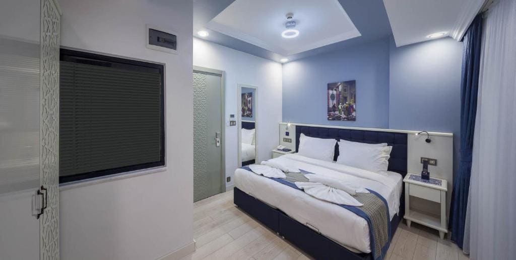 Economy Double Room room - Image 3