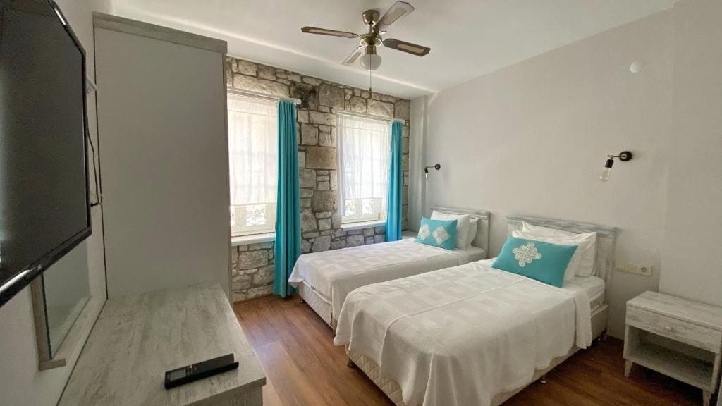 Deluxe Room room - Image 1
