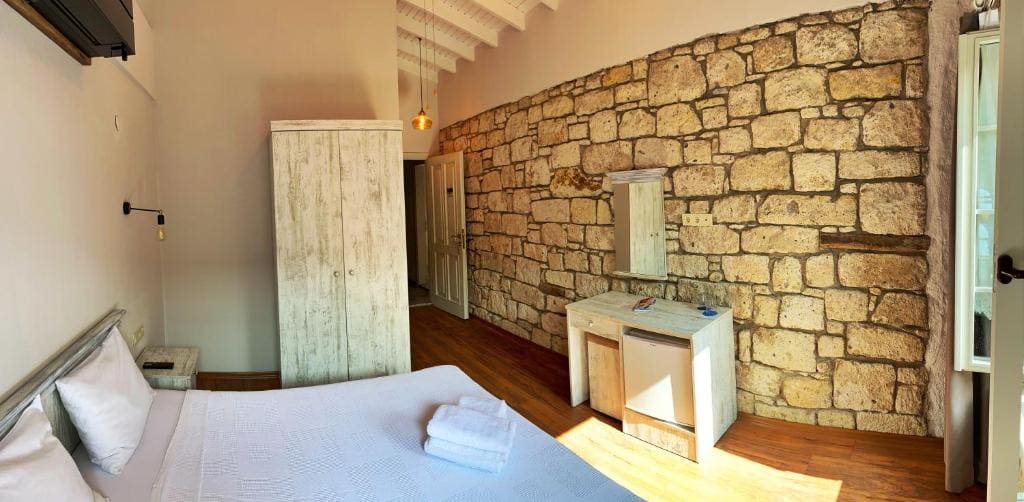 Deluxe Triple Room room - Image 3