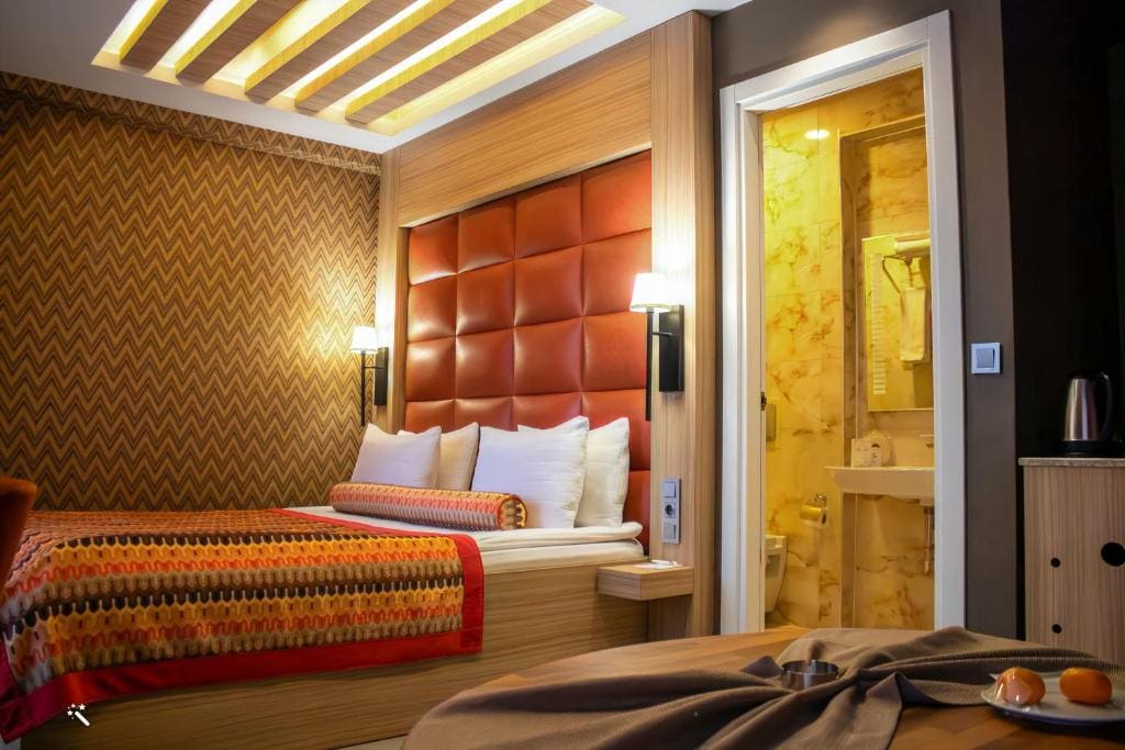 Deluxe Room room - Image 2