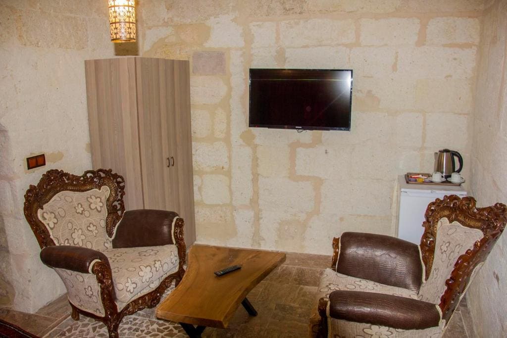 Junior Suite with Garden View room - Image 2