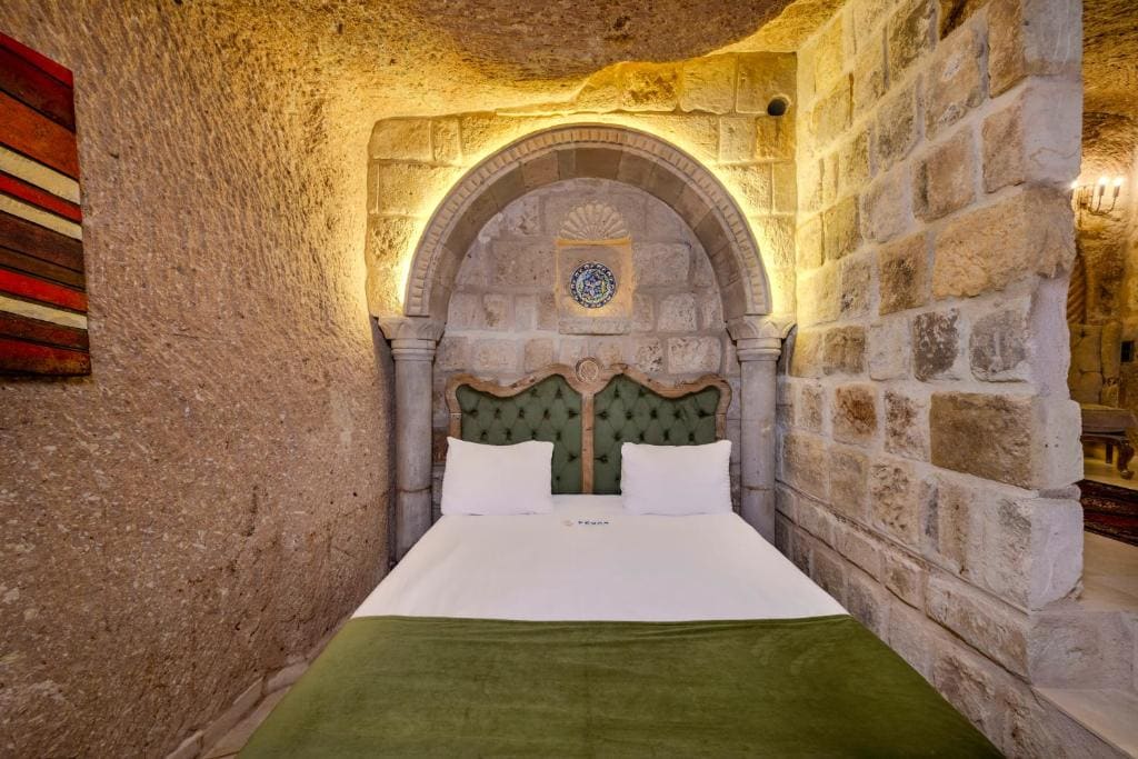 King Suite room - Image 3
