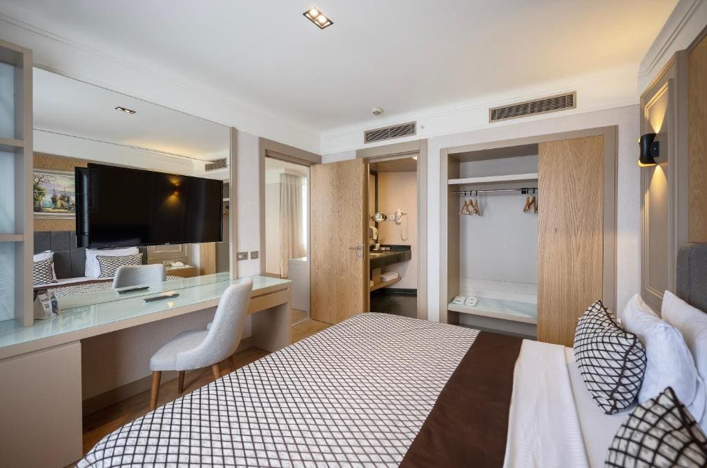 Family Room (4 Adults) room - Image 3