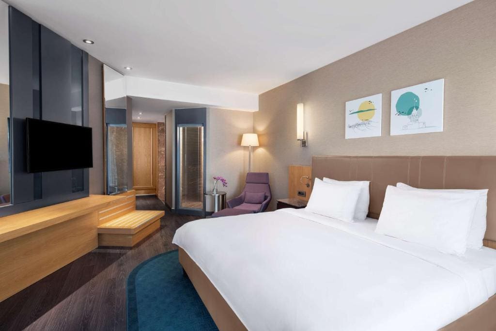 One-Bedroom Suite room - Image 1