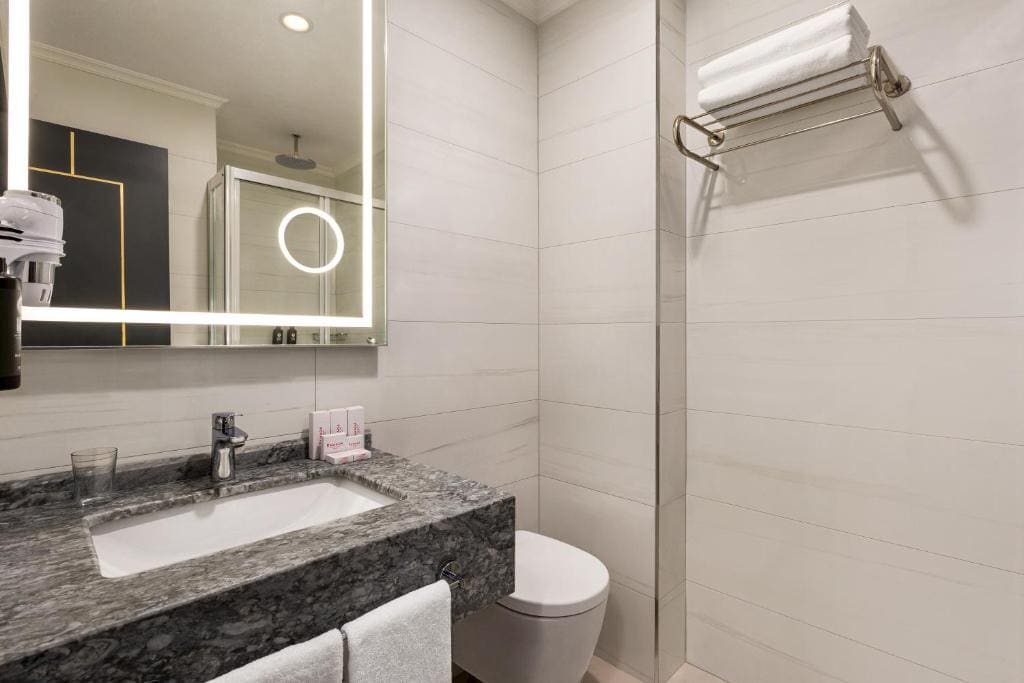Accessible Room room - Image 3