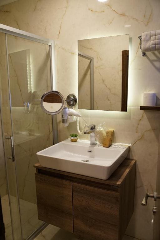 Budget Double Room room - Image 2