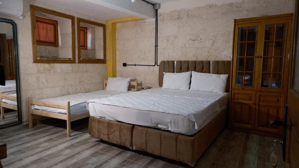 Standard Double Room room - Image 2