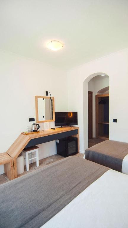 Standard Twin Room room - Image 1