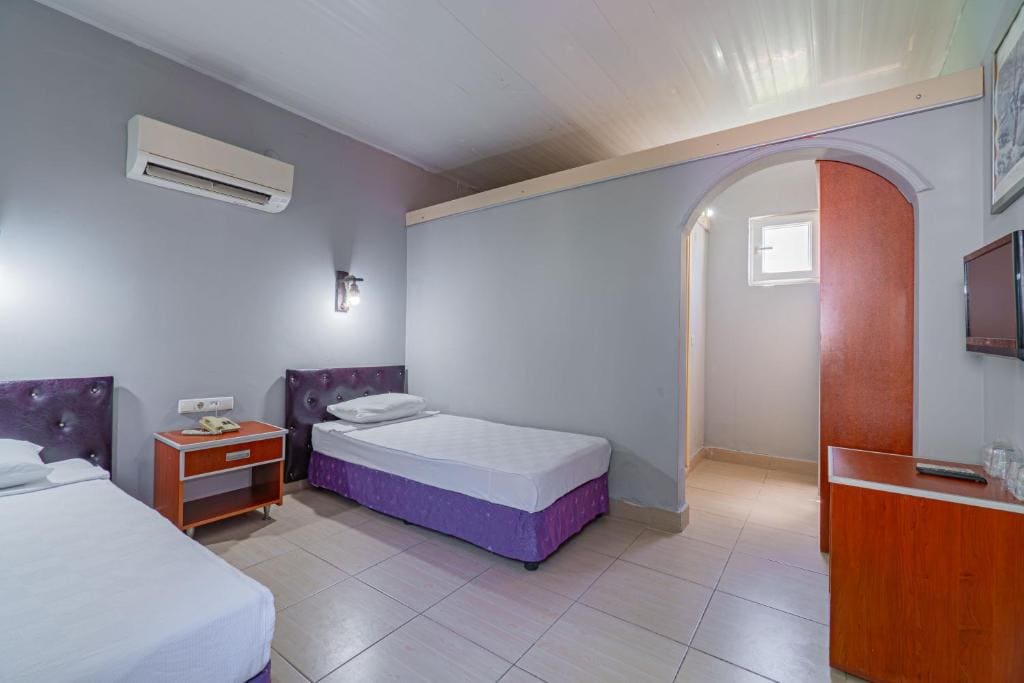 Family Room room - Image 1