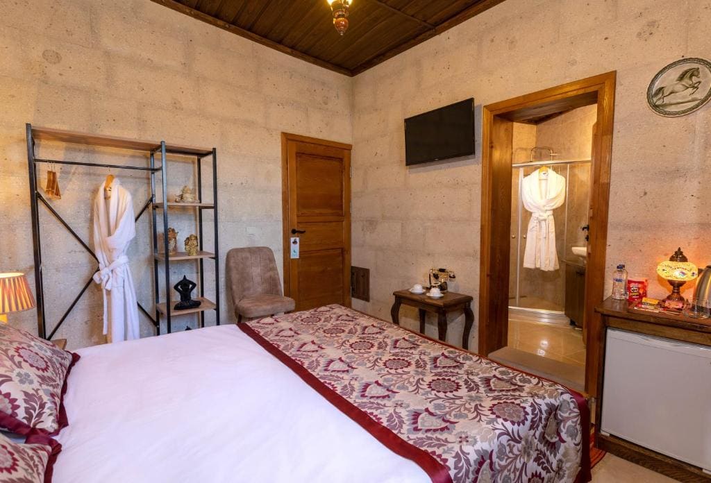 Standard Double Room room - Image 2