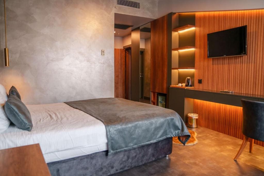 Standard Double or Twin Room room - Image 1