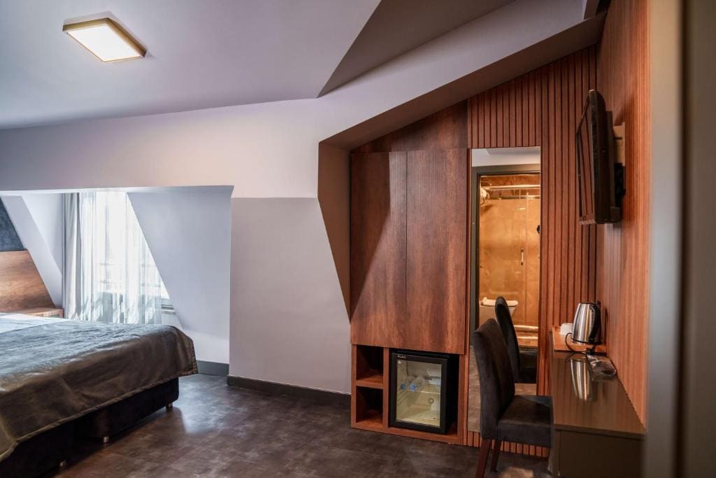 Budget Double Room room - Image 3