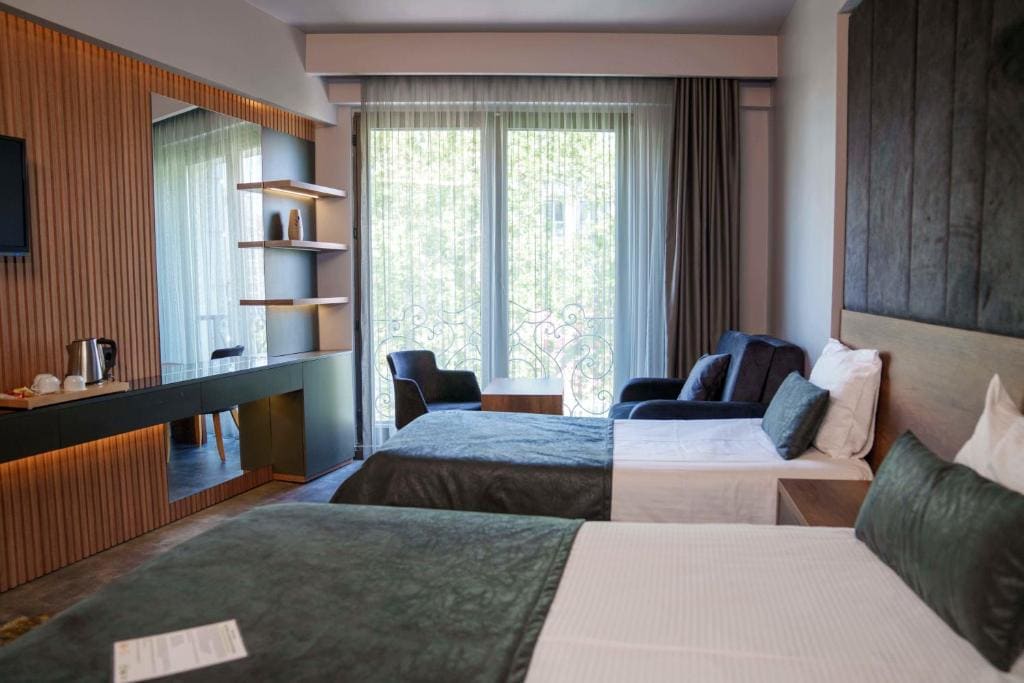 Deluxe Room room - Image 2