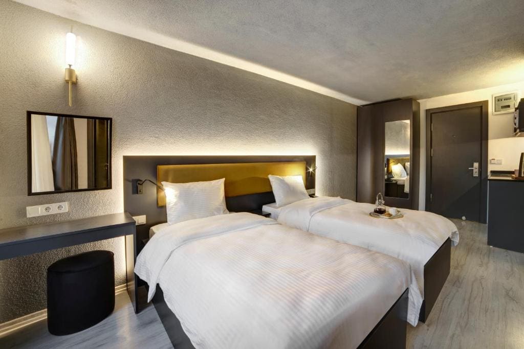 Economy Double Room room - Image 2