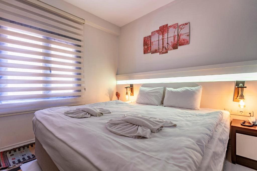 Standard Double or Twin Room room - Image 3