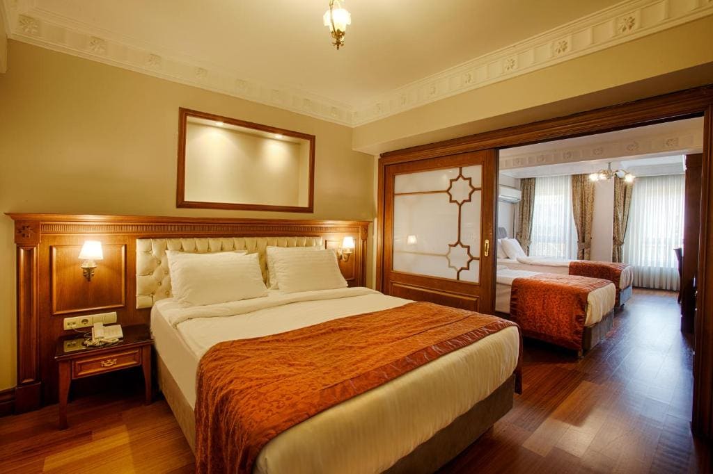 Family Room room - Image 1