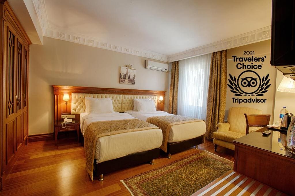 Superior Double or Twin Room room - Image 1