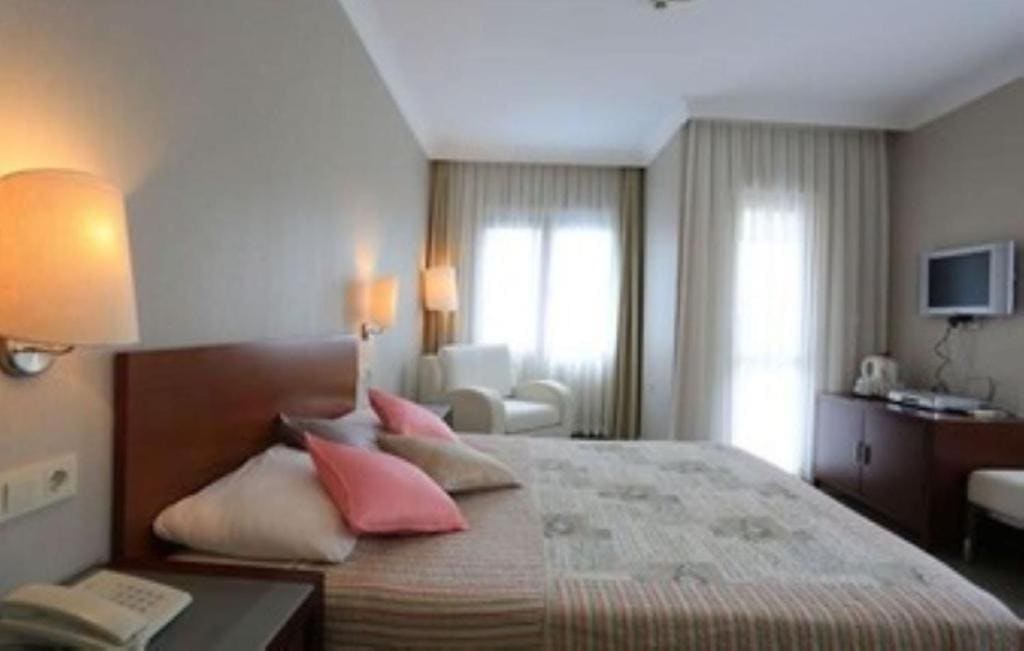 Double Room with Sea View room - Image 1