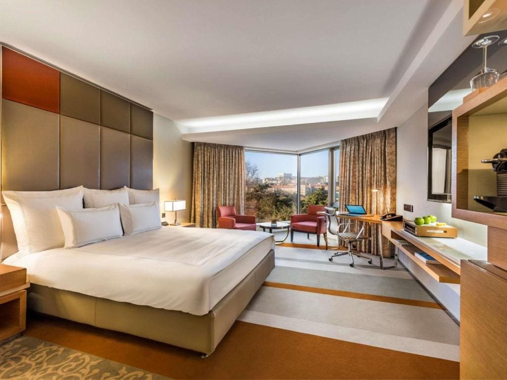 Swiss Executive Corner Room with Garden View and Lounge Access room - Image 1