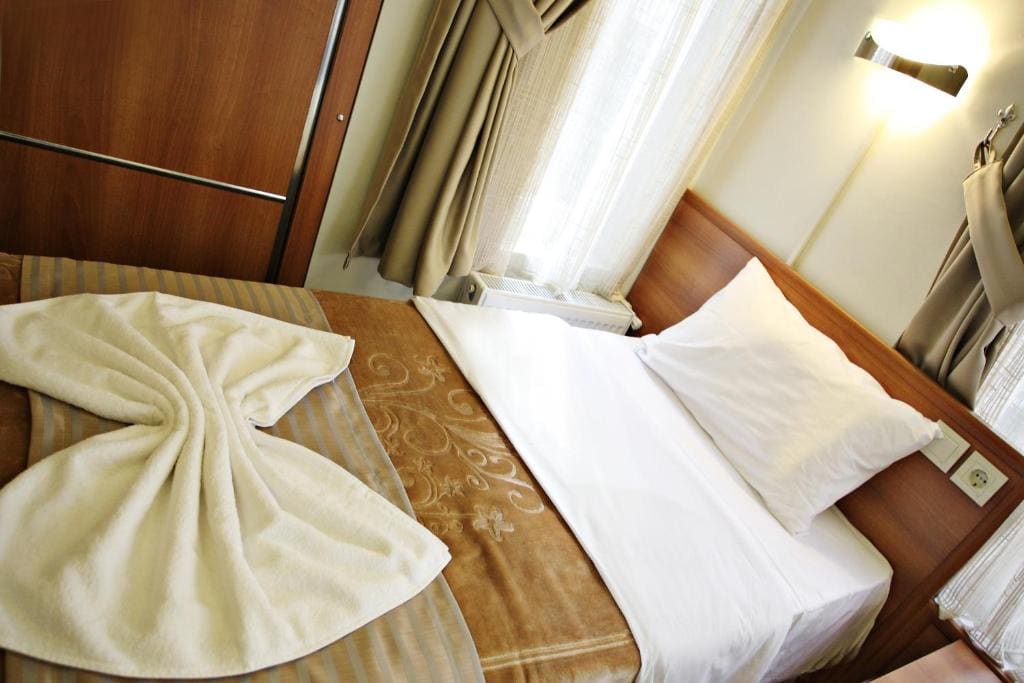 Economy Double Room room - Image 3