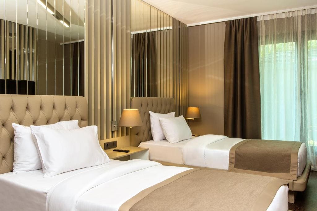 Standard Twin Room room - Image 1