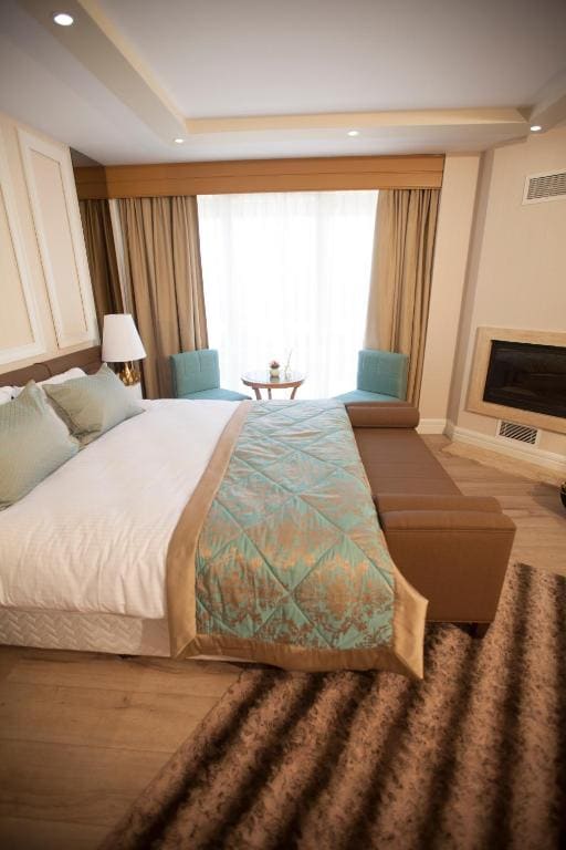 Luxury Room with Forest View room - Image 2