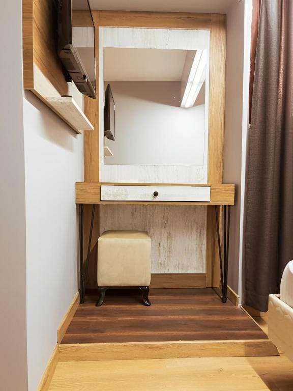 Standard Double Room room - Image 2