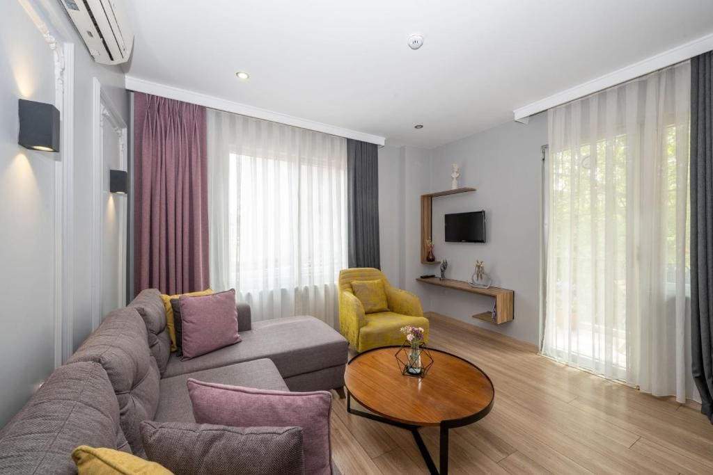 Superior Suite room - Image 2