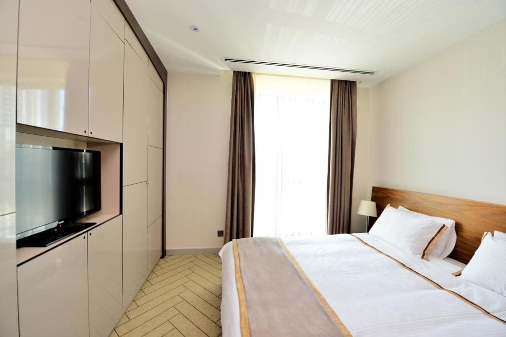 Superior Suite room - Image 3