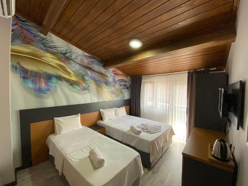 Triple Room with Balcony room - Image 3