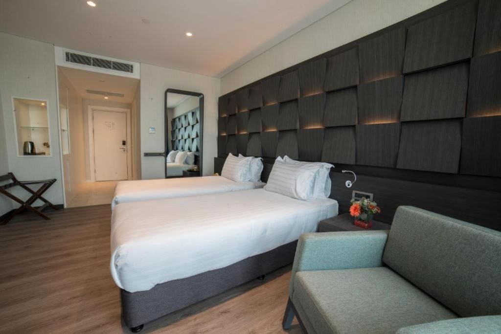 Executive Twin Suite room - Image 1