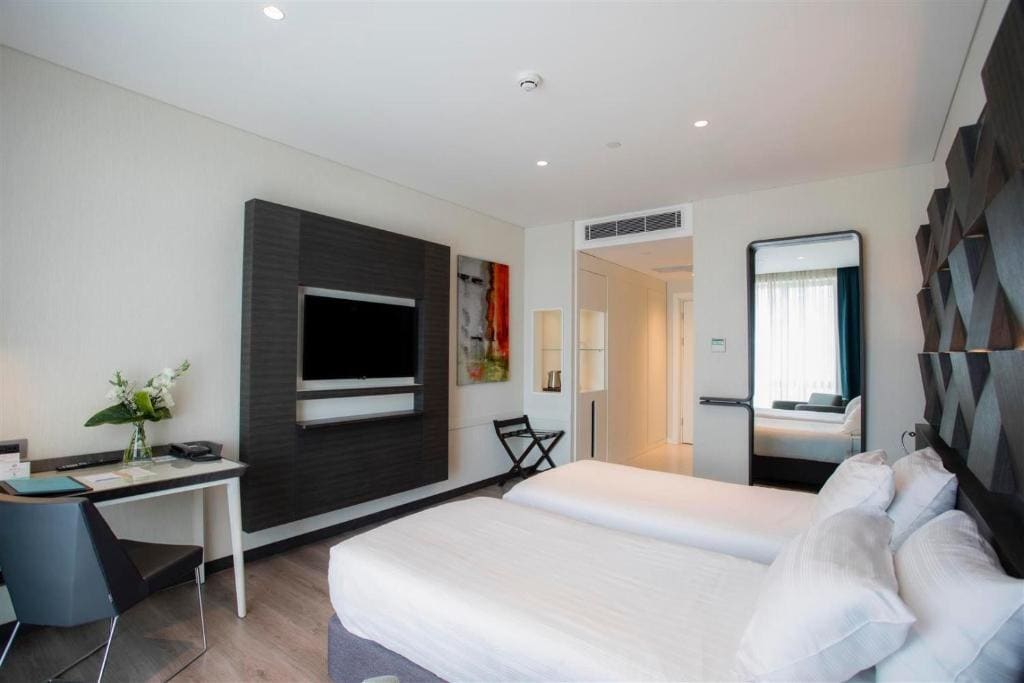 Standard Twin Room room - Image 2