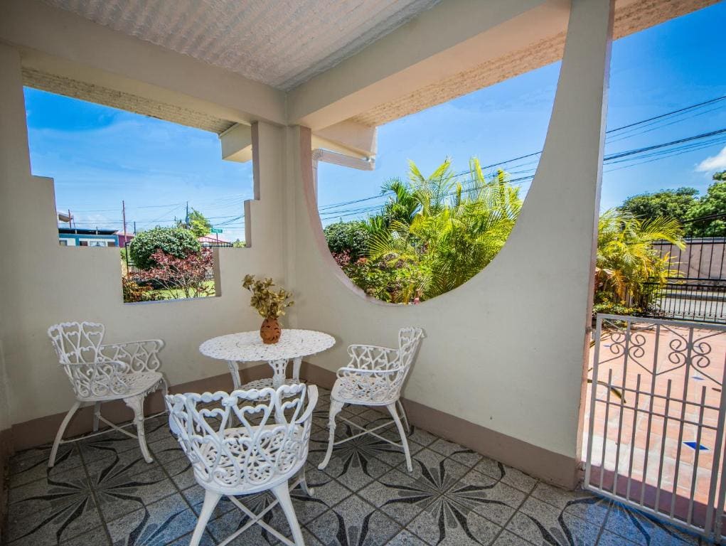 Quadruple Room with Balcony room - Image 2