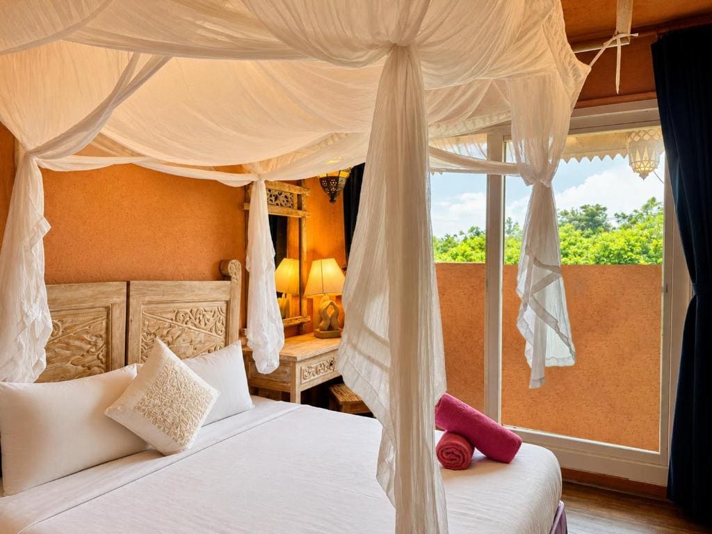 Double Room with Sea View room - Image 3