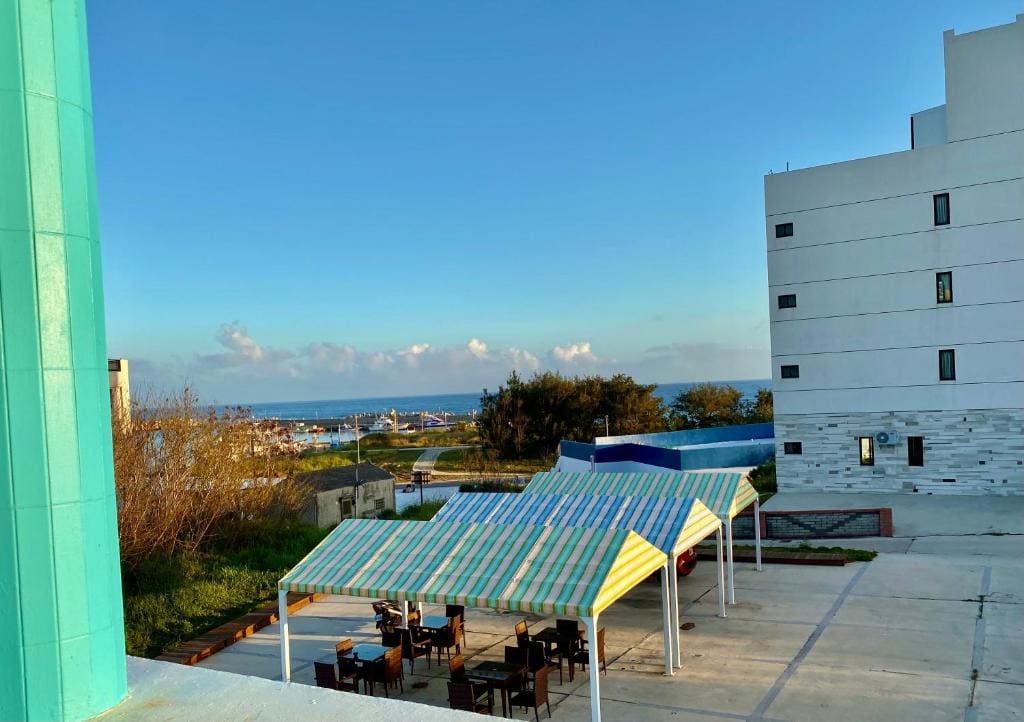 Apartment with Sea View room - Image 2
