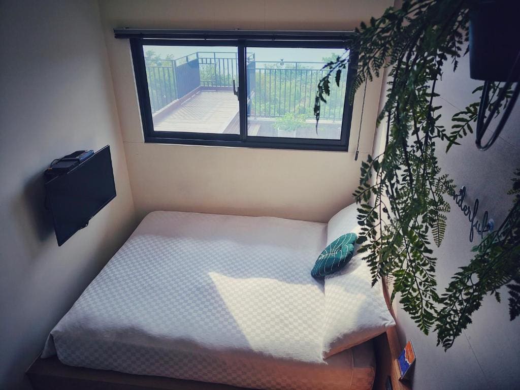 Double Room with Sea View room - Image 3