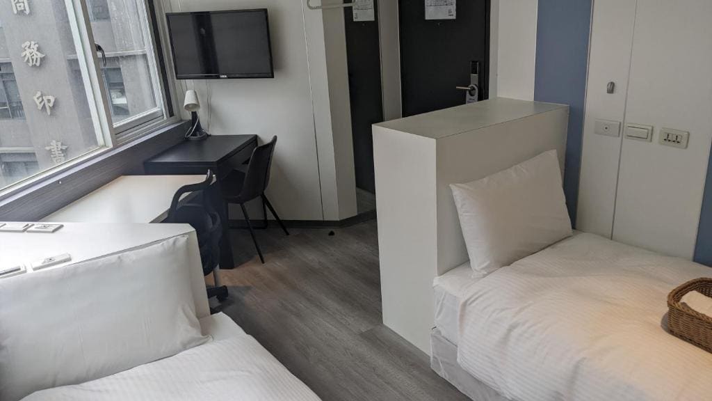 Standard Triple Room With Shared Bathroom and Toilet room - Image 2