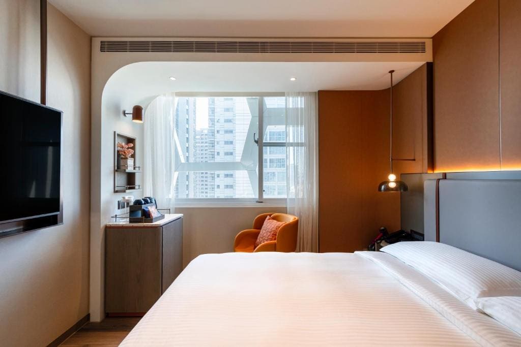 Standard Double - Deluxe Floor room - Image 3