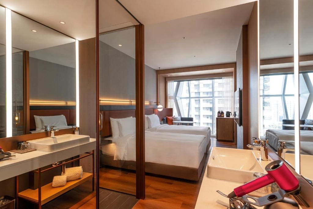 Standard Twin Room - Deluxe Floor room - Image 3