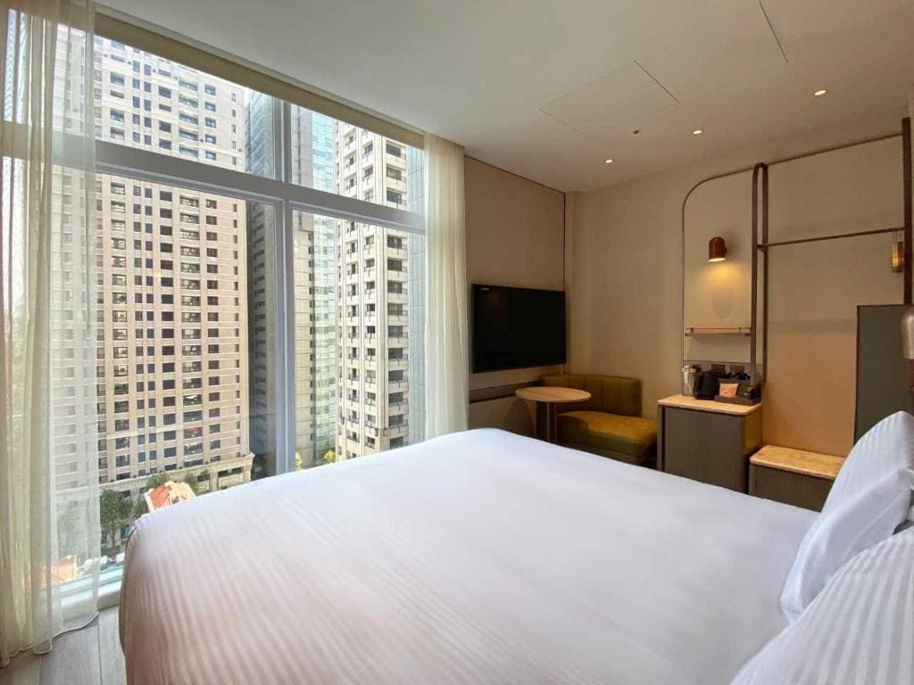 Standard Double - Deluxe Floor room - Image 2