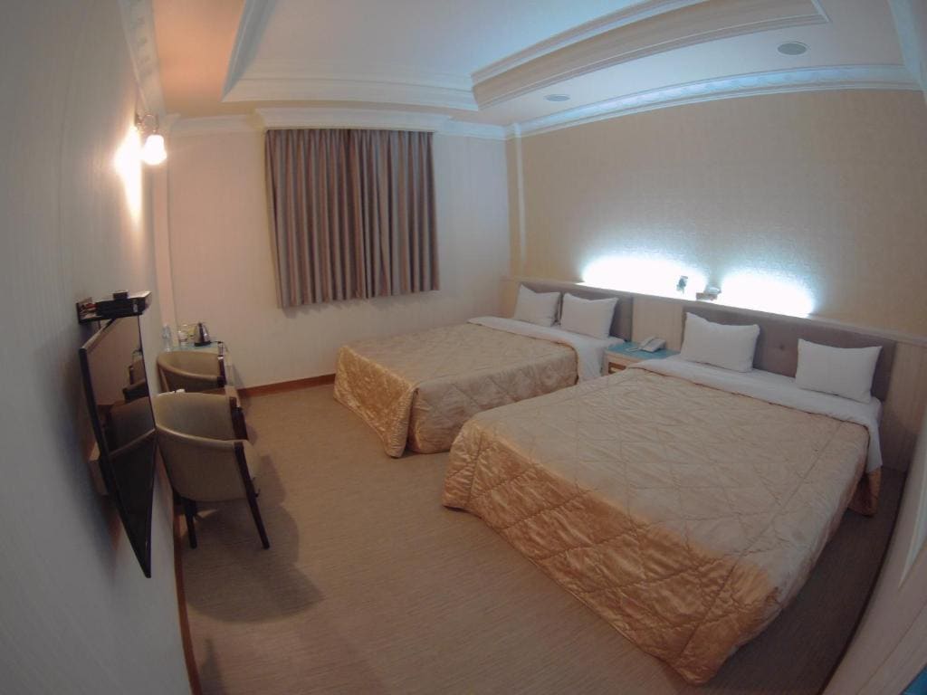Classic Triple Room room - Image 3