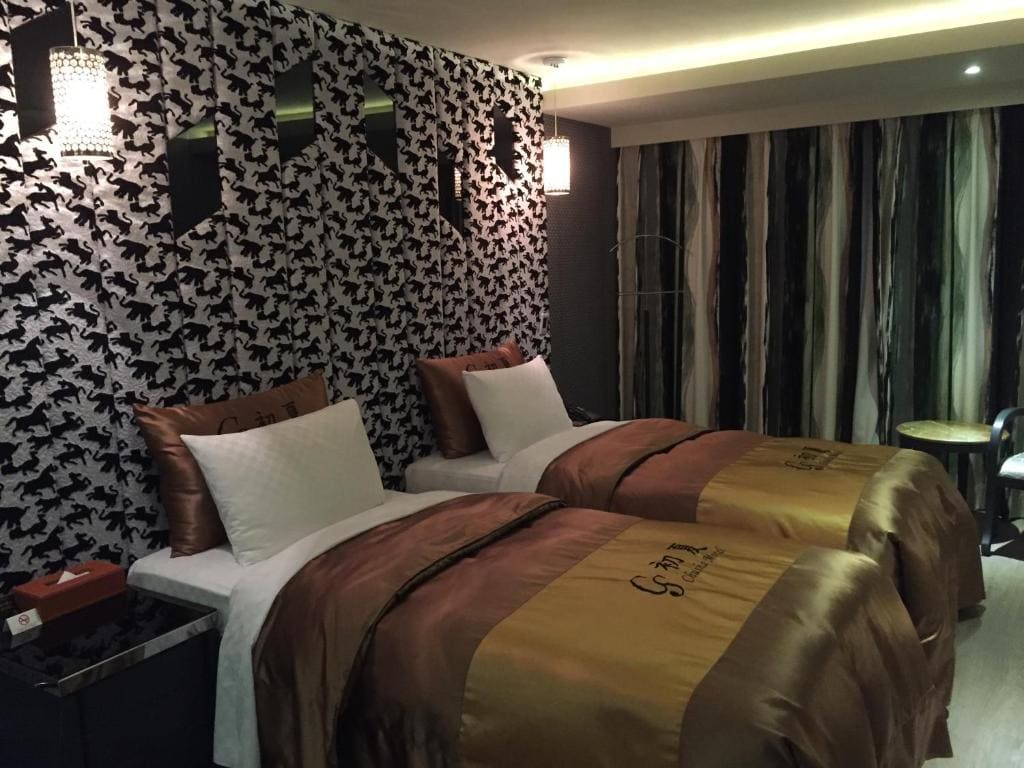 Standard Quadruple Room room - Image 1