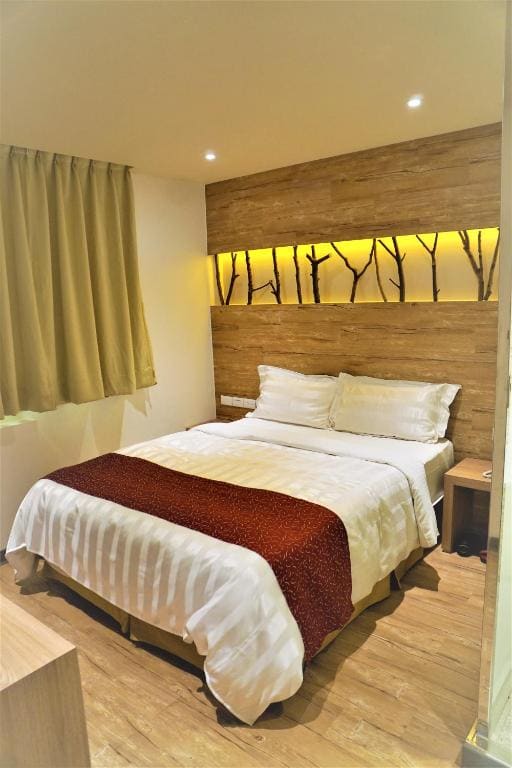 Deluxe Double Room room - Image 1