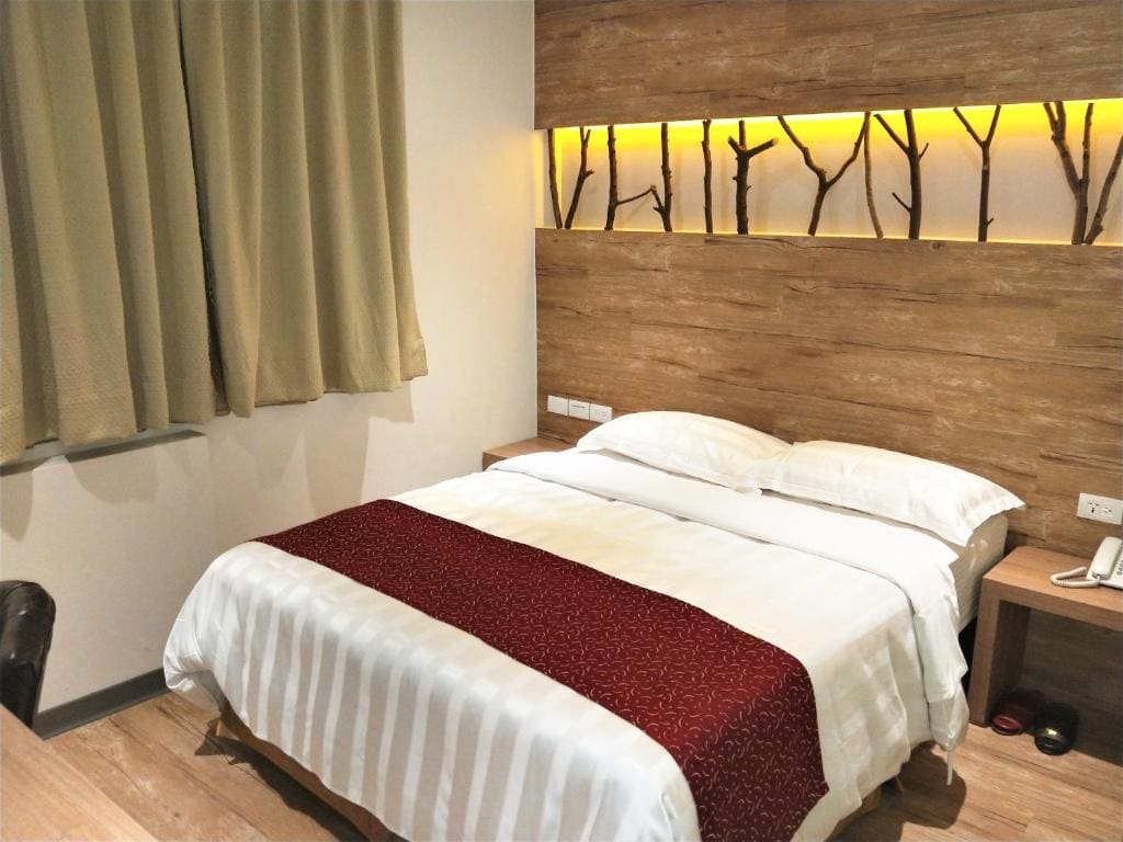 Deluxe Double Room room - Image 2