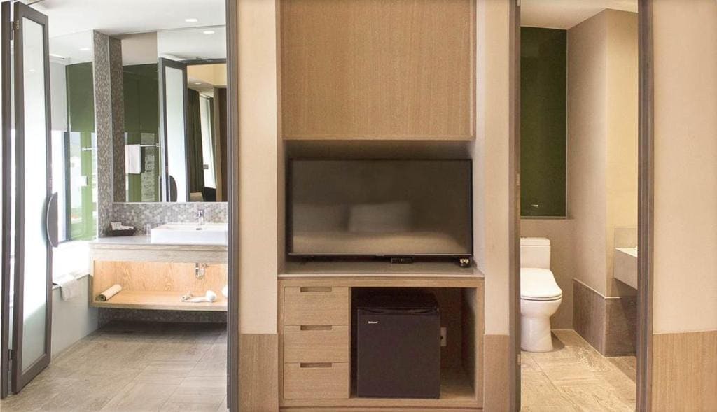 Deluxe Twin Room room - Image 1