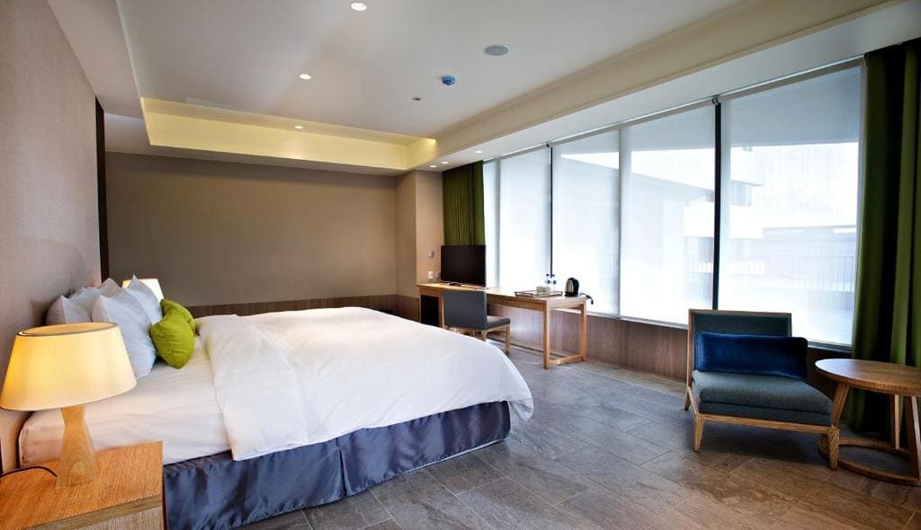 Elegance Suite room - Image 2