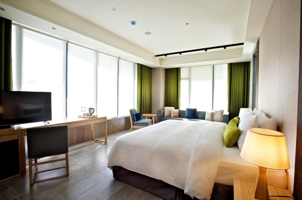 Elegance Suite room - Image 3